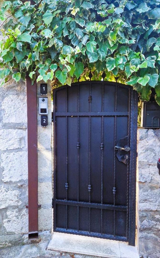 Old Town & Ela Place Split Exterior foto